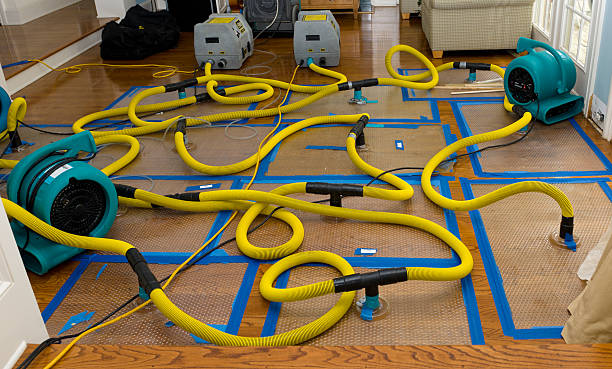 Professional Water Extraction technician working in Bradley, OK